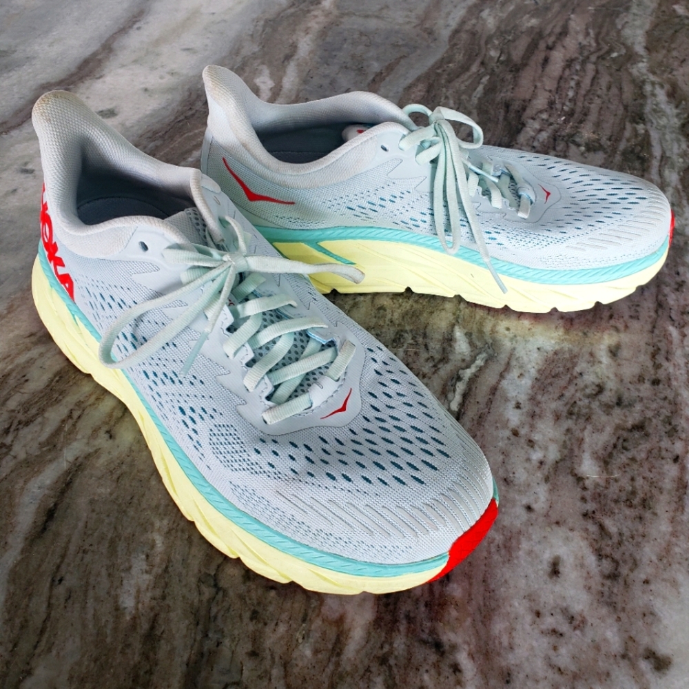Hoka Clifton 7